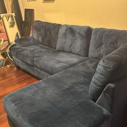 Sectional couch with pillows