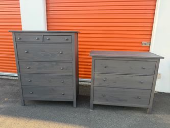 Dresser set