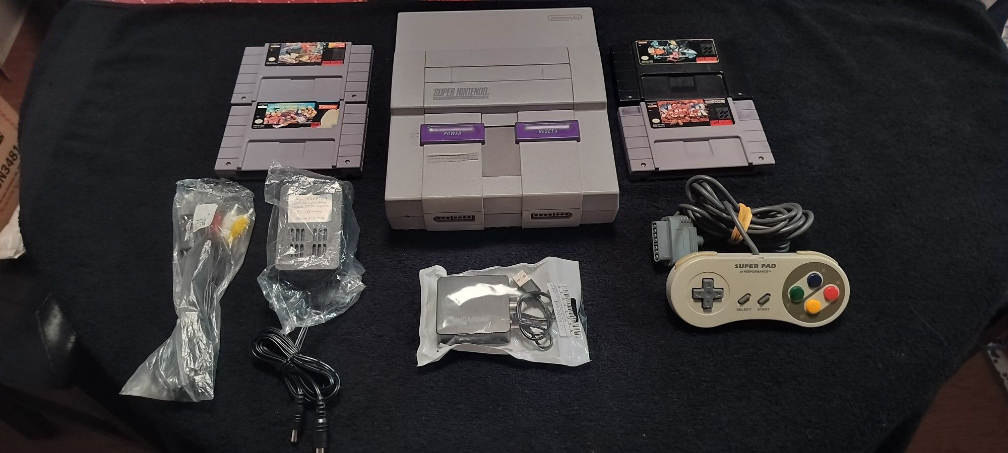 SNES (4)GAME BUNDLE...