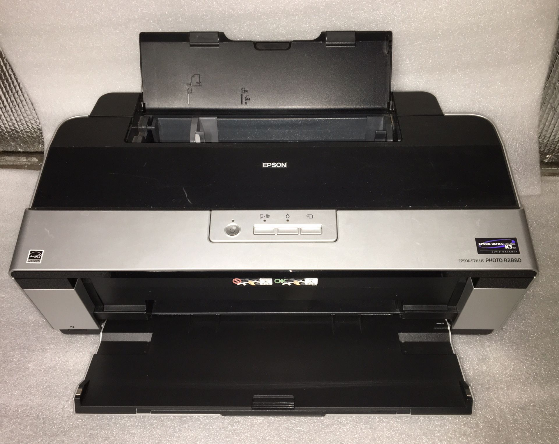 Epson Stylus Photo R2880 8-color wide-format Inkjet Printer