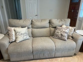 Excellent Clean Condition couch for sale