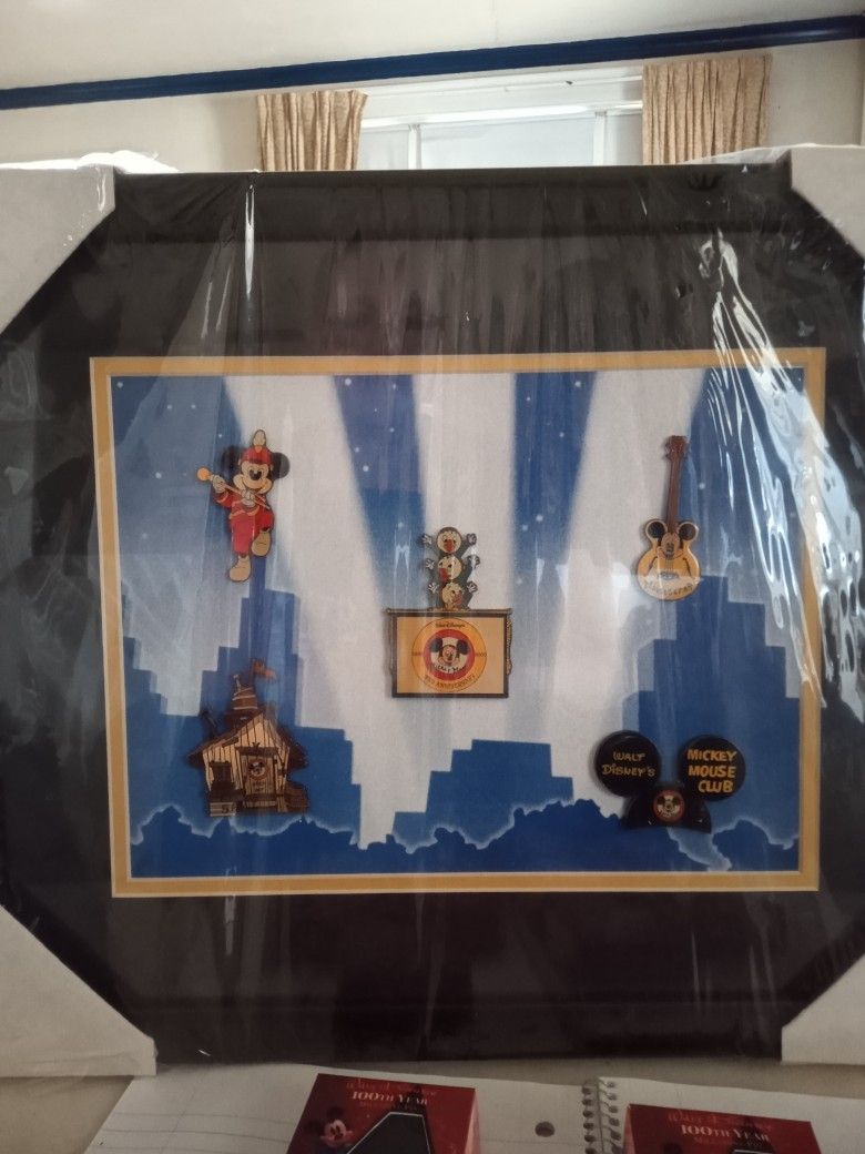 Walt Disney Mickey Mouse Club Anniversary Pick With Pins
