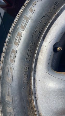 One Tire with wheel P215/75R16