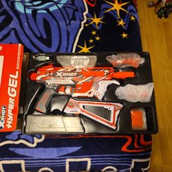 X Shot Hyper Gel Trace Fire Blaster 