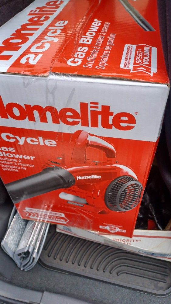 Brand New Homelite Leaf Blower 26b