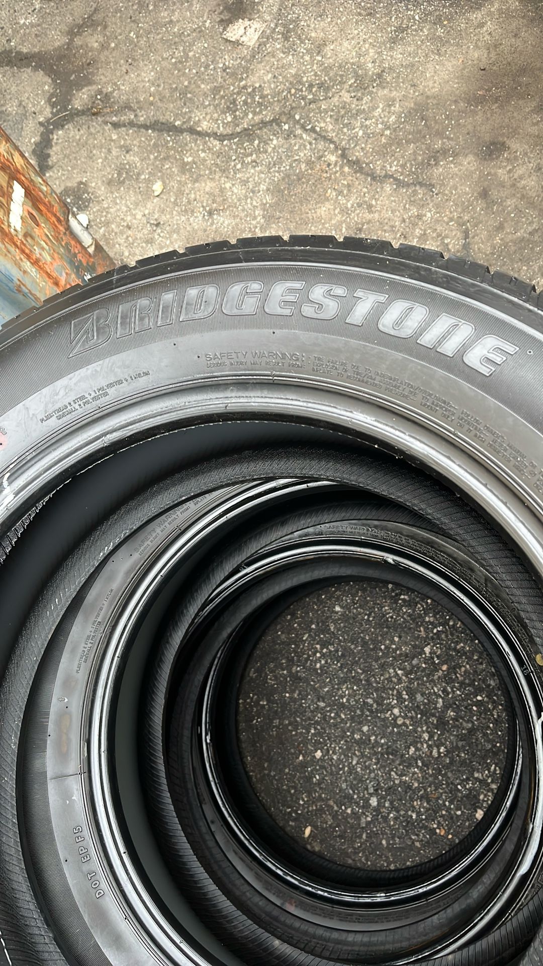 225/65R17