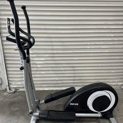 (New) Elliptical Cross Trainer - Compact  RENEW RE:25