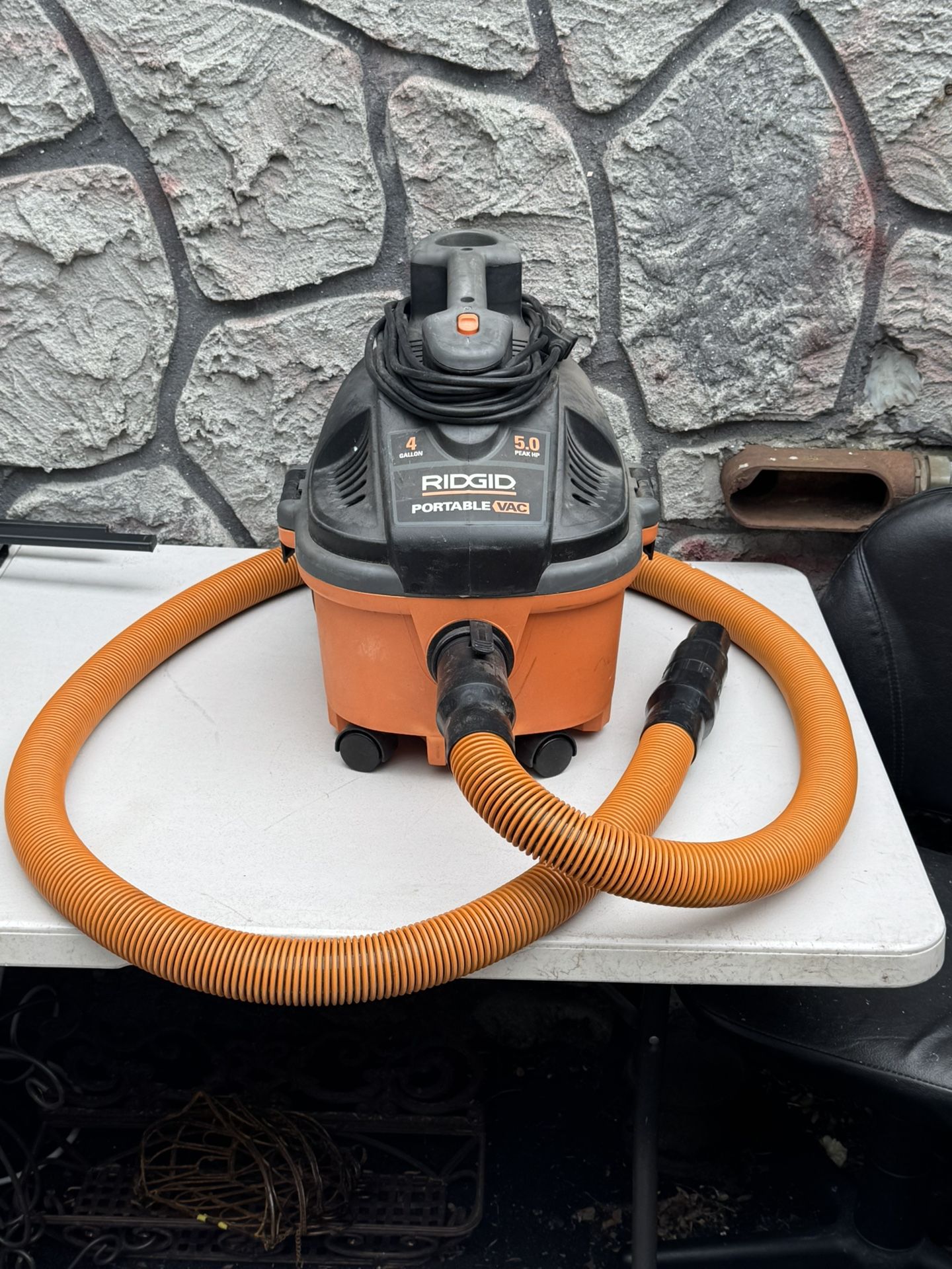 RIDGID 4 Gallon Portable Wet/Dry Vac