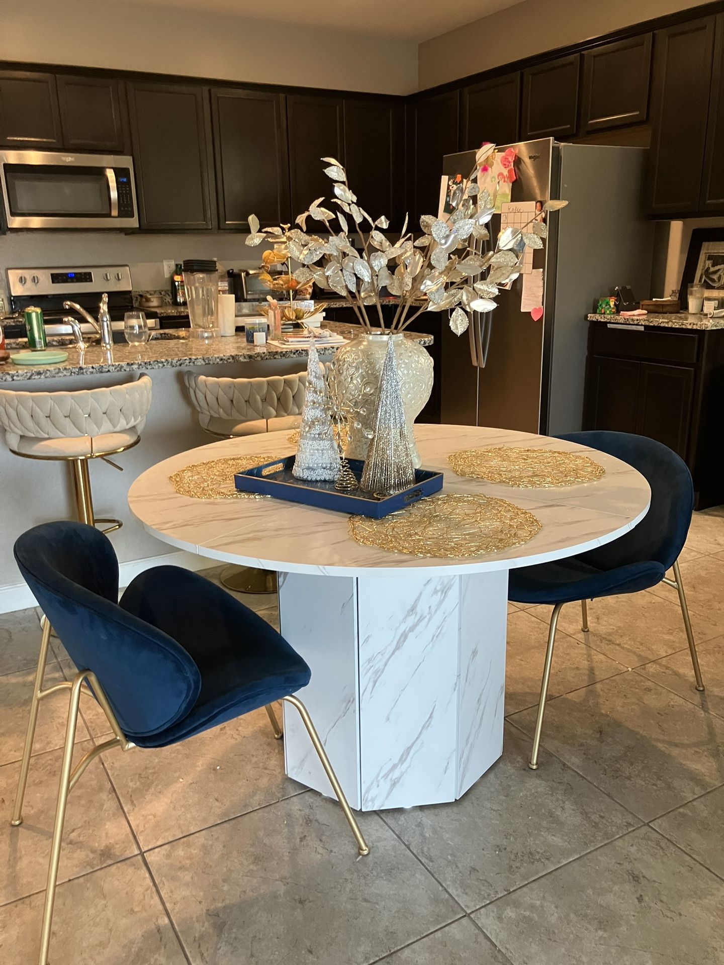 Dining Set With 2 Chairs