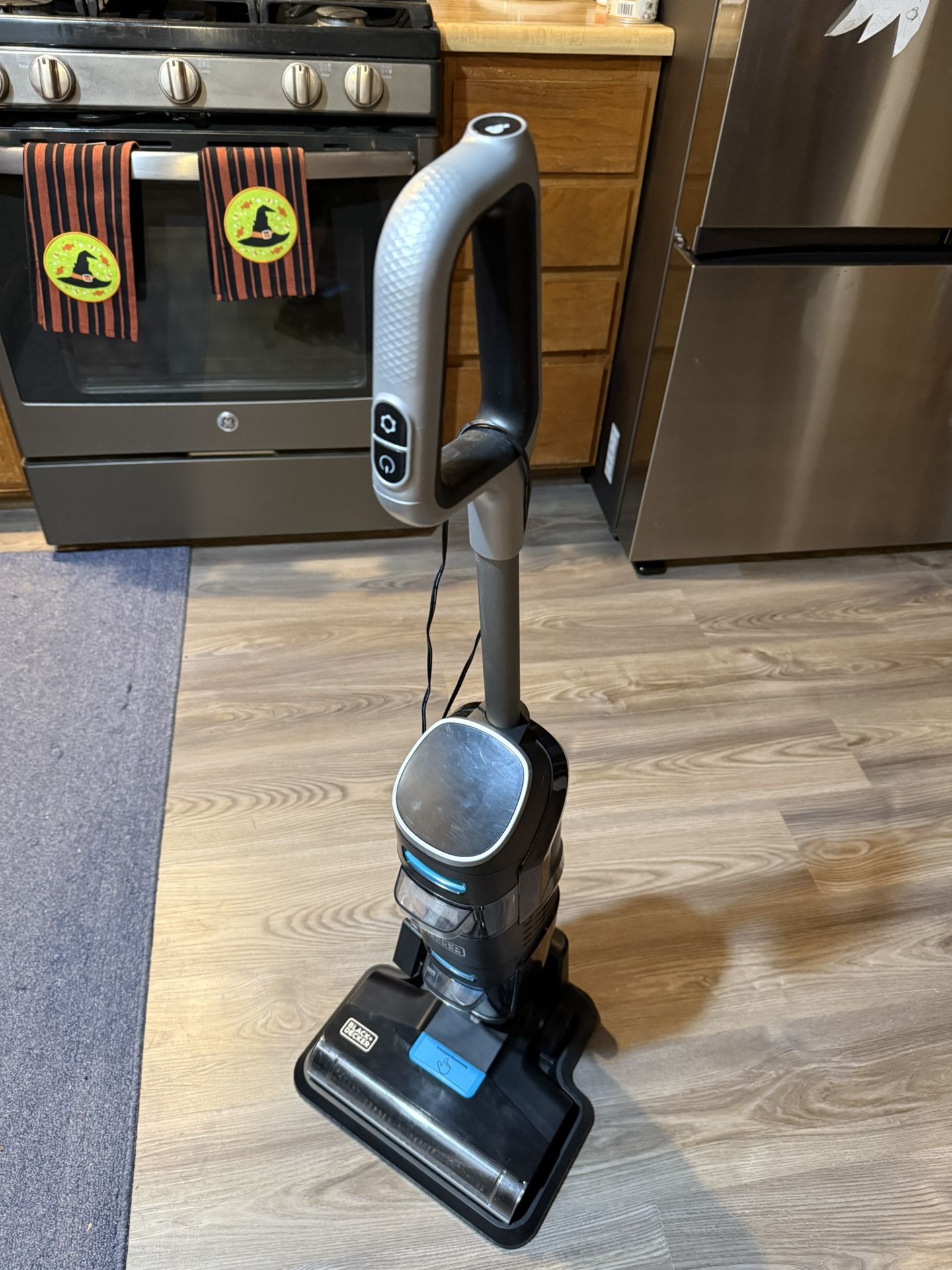 Black and Decker Multi-Surface Cordless Vacuum