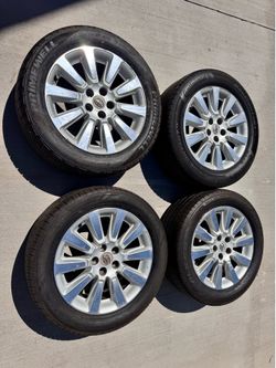 Toyota Sienna 18” wheels and 235 55 18 tires
