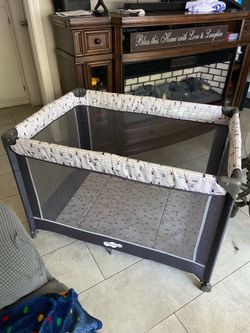 Pamo play pen