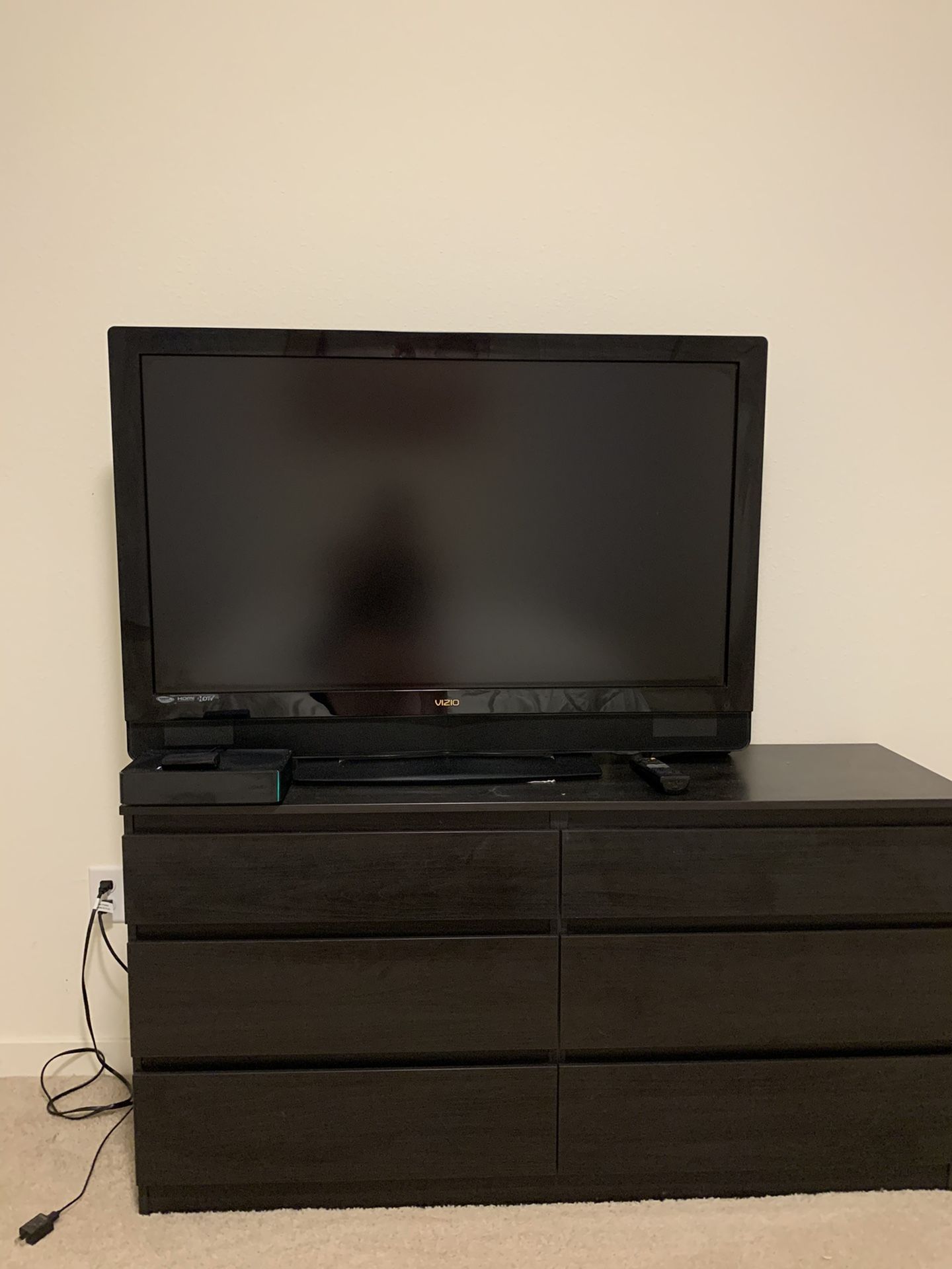 46 inch Vizio tv