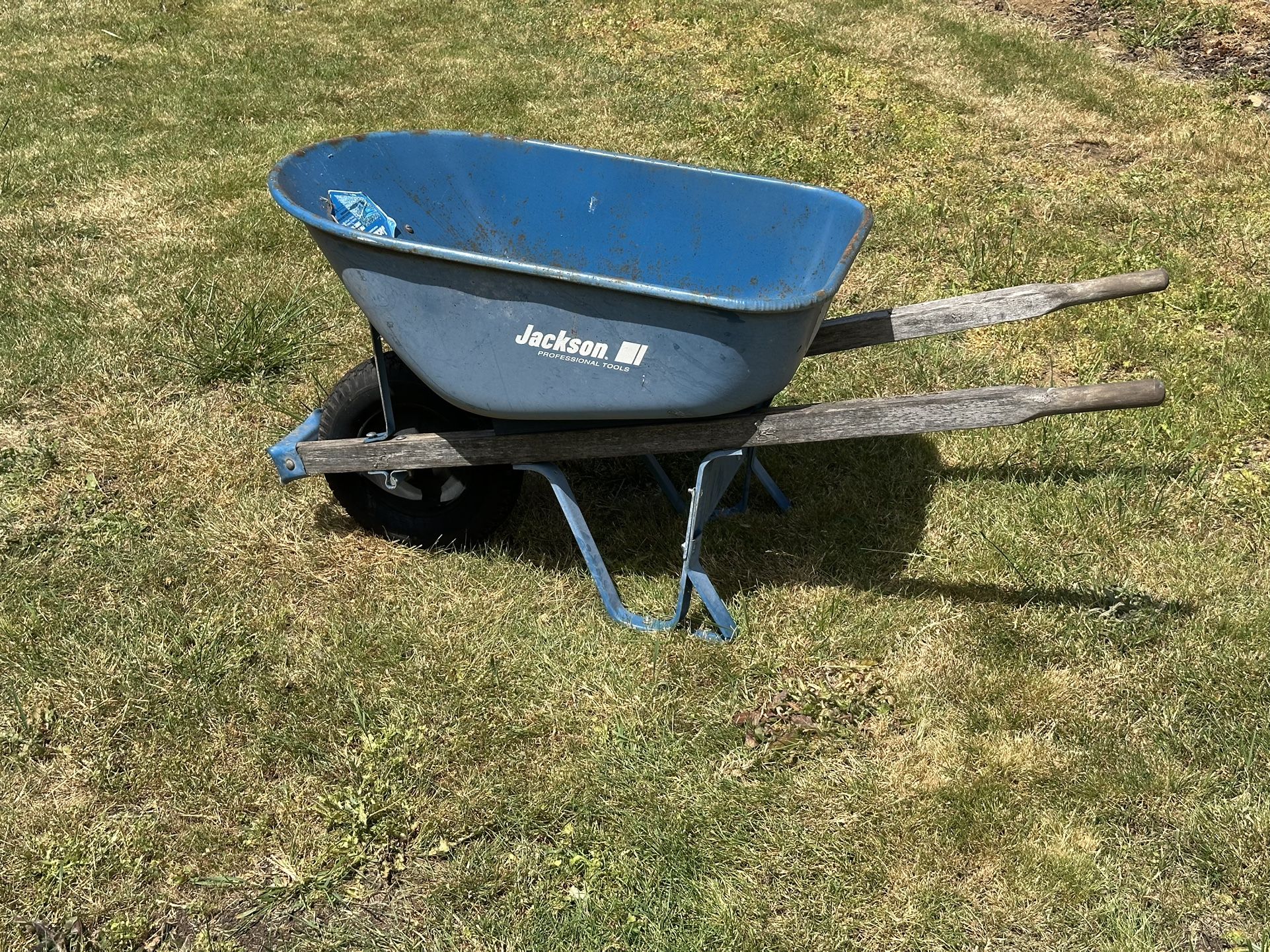 Wheelbarrow