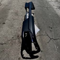 Chevy Silverado & GMC Sierra 1500 / 2500 / 3500 Rear Bumper OEM 2019 2020 2021 2022 2023 2024 2025 2026