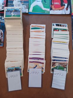 HUNDREDS OF U.D. COMIC CARDS FROM EARLY 90's ONLY $15 - SEE PHOTOS AND READ DESCRIPTION BELOW