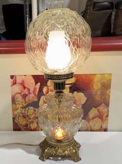 Vintage accurate casting hurricane clear Gone with the Wind lamp