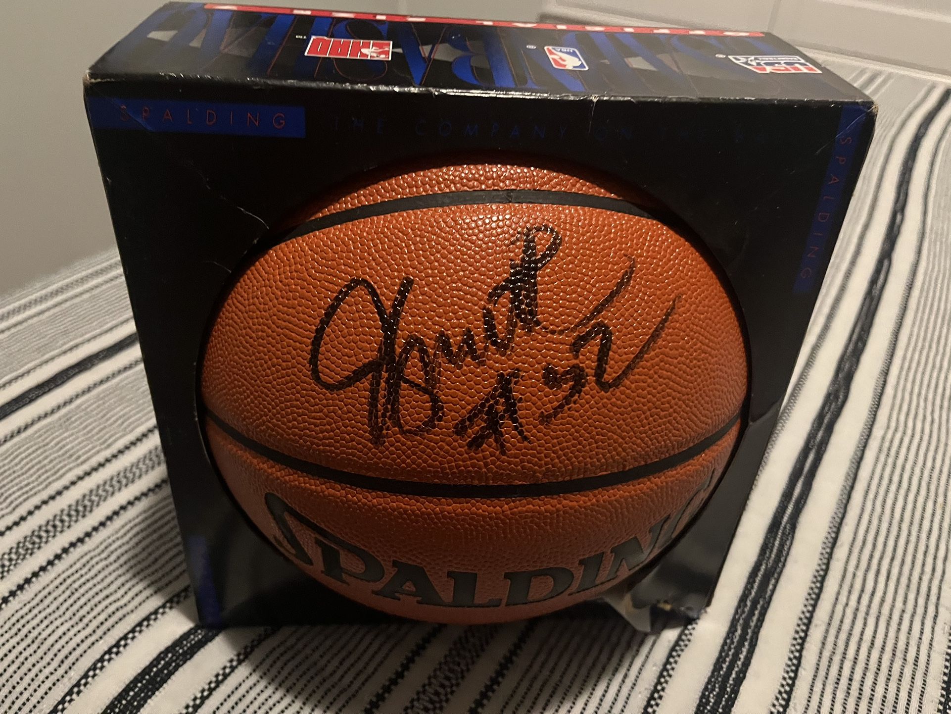 1995 Dream Team ball signed by Joe smith