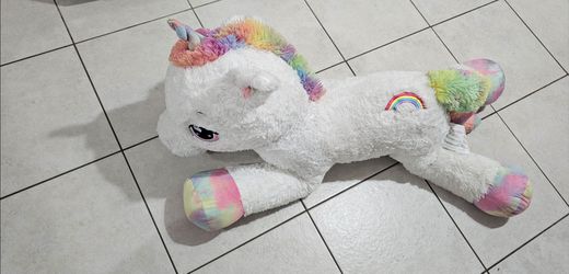 43 inch  Giant Unicorn Plush Toy, Big White Unicorn Stuffed Animals,Lovely Birthday Decorations