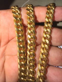 14k Cuban link chain 10mm wide 26 length solid 14k chain trades welcome for same value or less value cash will be needed on top of trade