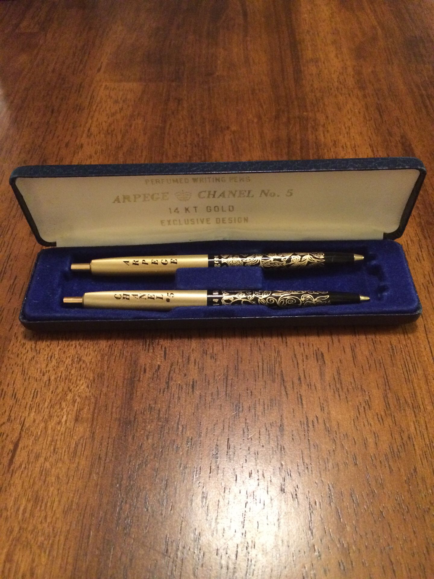 Chanel No. 5 - Perfume Writing Pens for Sale in Glendale, AZ - OfferUp