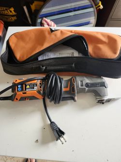 RIDGID JobMax R2851 Series B 4 Amp Corded Oscillating Multi-Tool w/ Bag Blade
