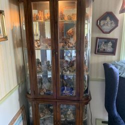 Lighted Curio cabinet