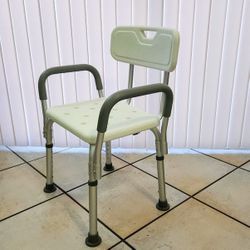 Shower Tub Chair with Back and Padded Arms
