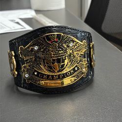 World wrestling wrist belt