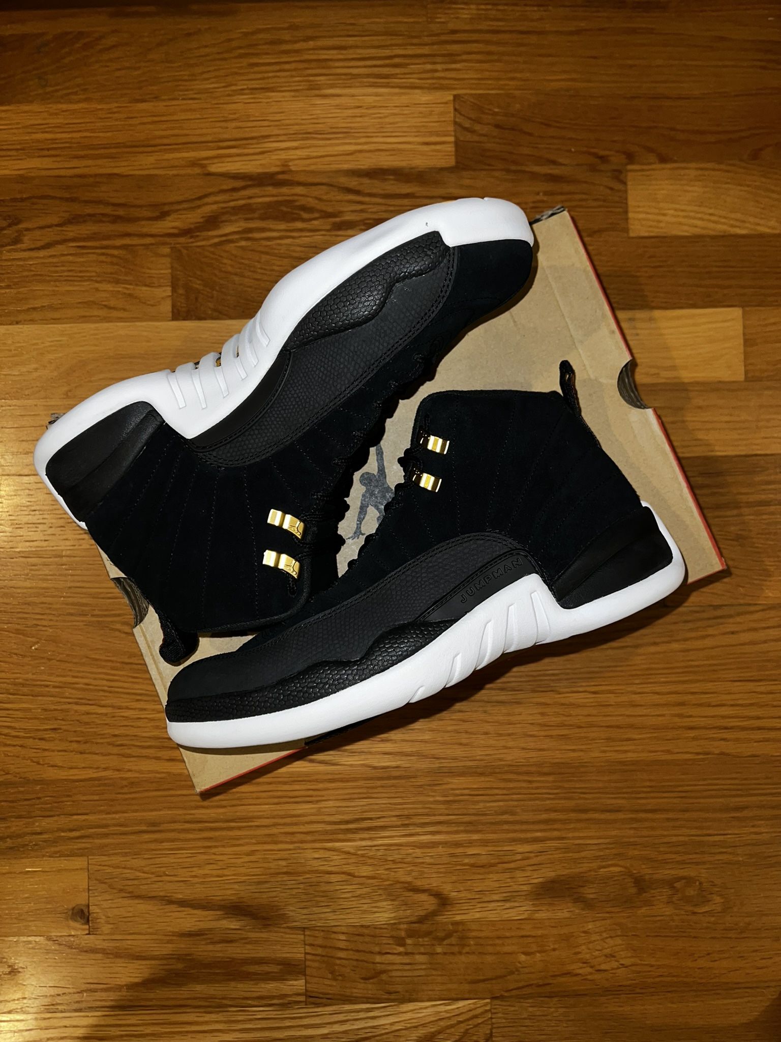 Air Jordan 12 “Reverse Taxi” M8.5