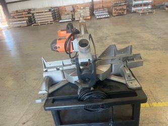 RIDGID R4120 12-inch compound miter saw.