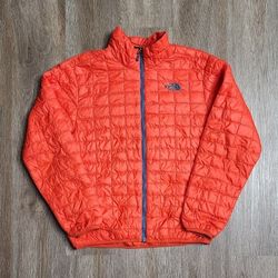 The Northface Thermoball Puff Jacket Size Medium