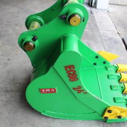 Excavator Volvo-ECR88 Bucket GP 24-inch width. Without the Pins.