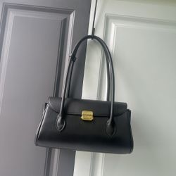 Miumiu-New Baguette Bag