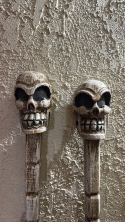 Outdoor Halloween decor