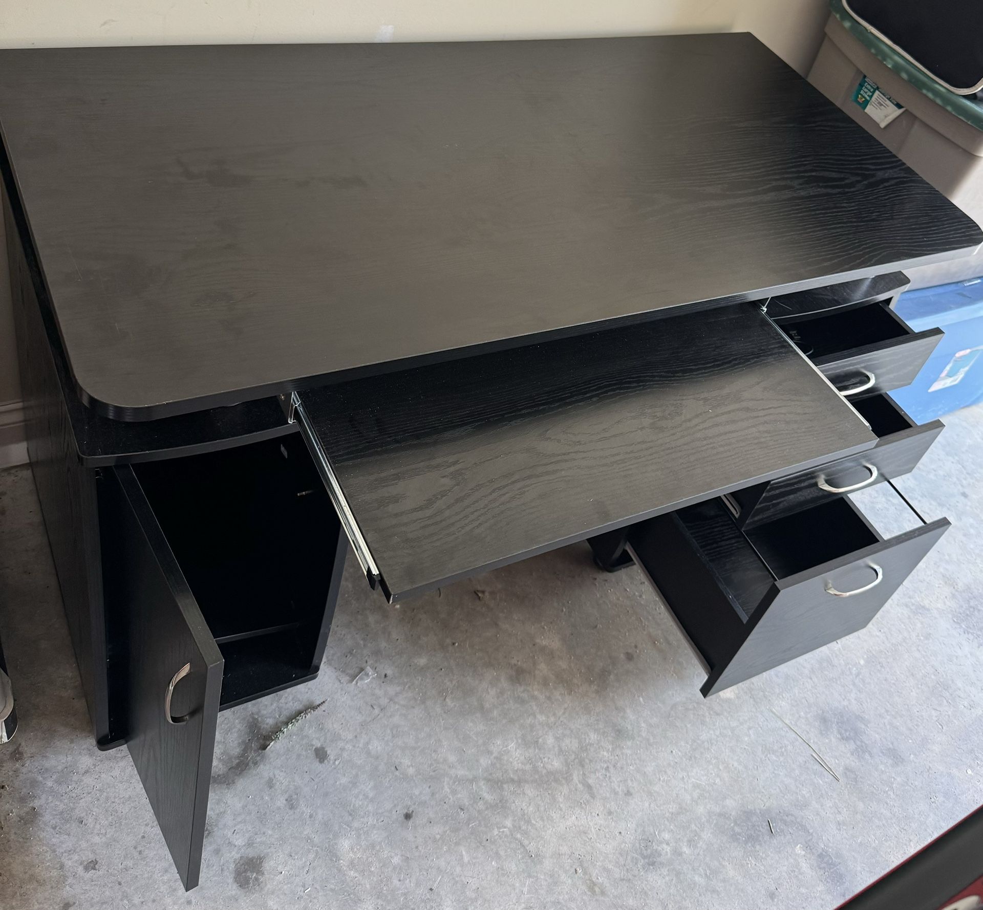 Un UsedNEW OFFICE Study Student Admin Desk