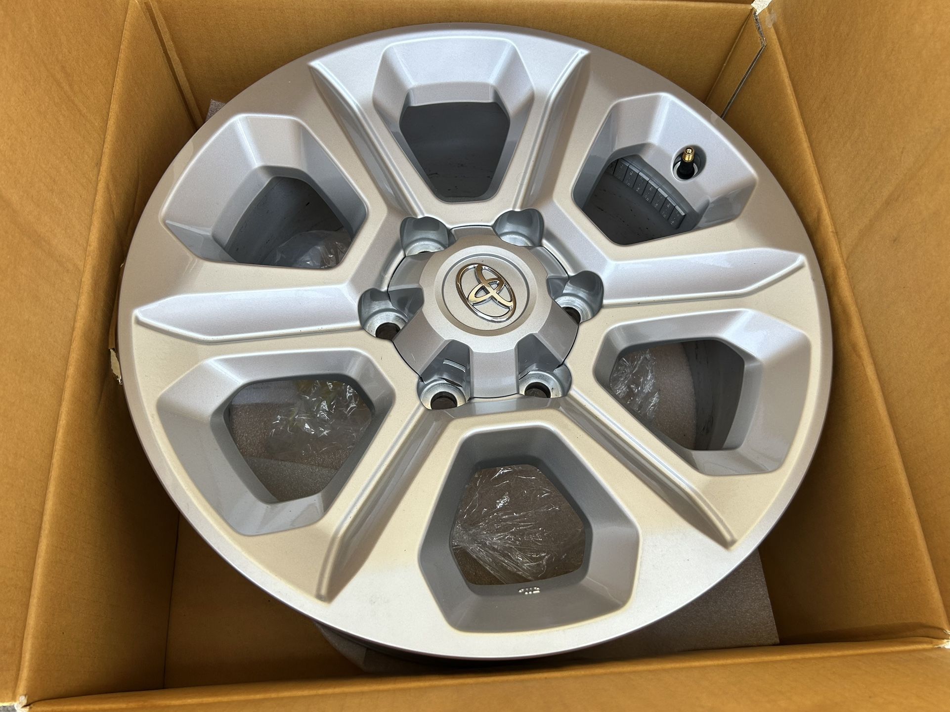 17" 2022 Toyota 4Runner wheels SR5 rims 6x5.5 Tundra Sequoia fj Cruiser
