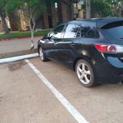 Mazda 3 Hatchback 2012..