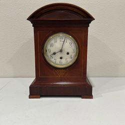 Old Clock 