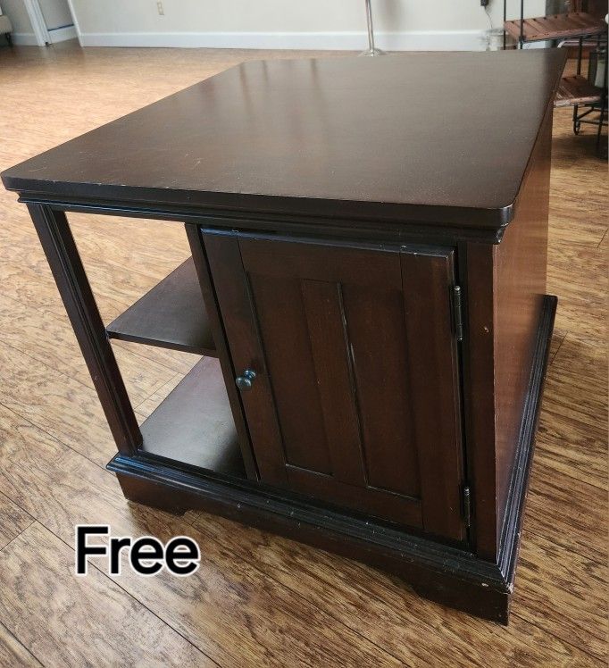 Square End Table BEAUTIFUL 