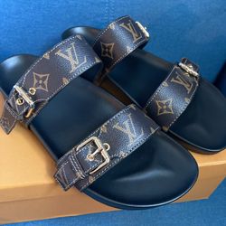 Loui Woman’s Sandals Size 7/8/8.5
