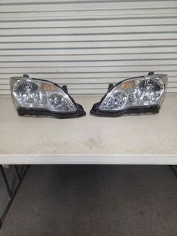 2005 , 2006 , 2007 Toyota Avalon HID Xenon Headlights