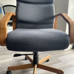 Very  Nice Office chair