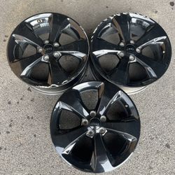 OEM 18” Jeep Cherokee Rims 