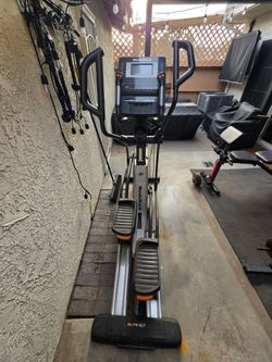 NordicTrack Elite 12.7 Elliptical Machine