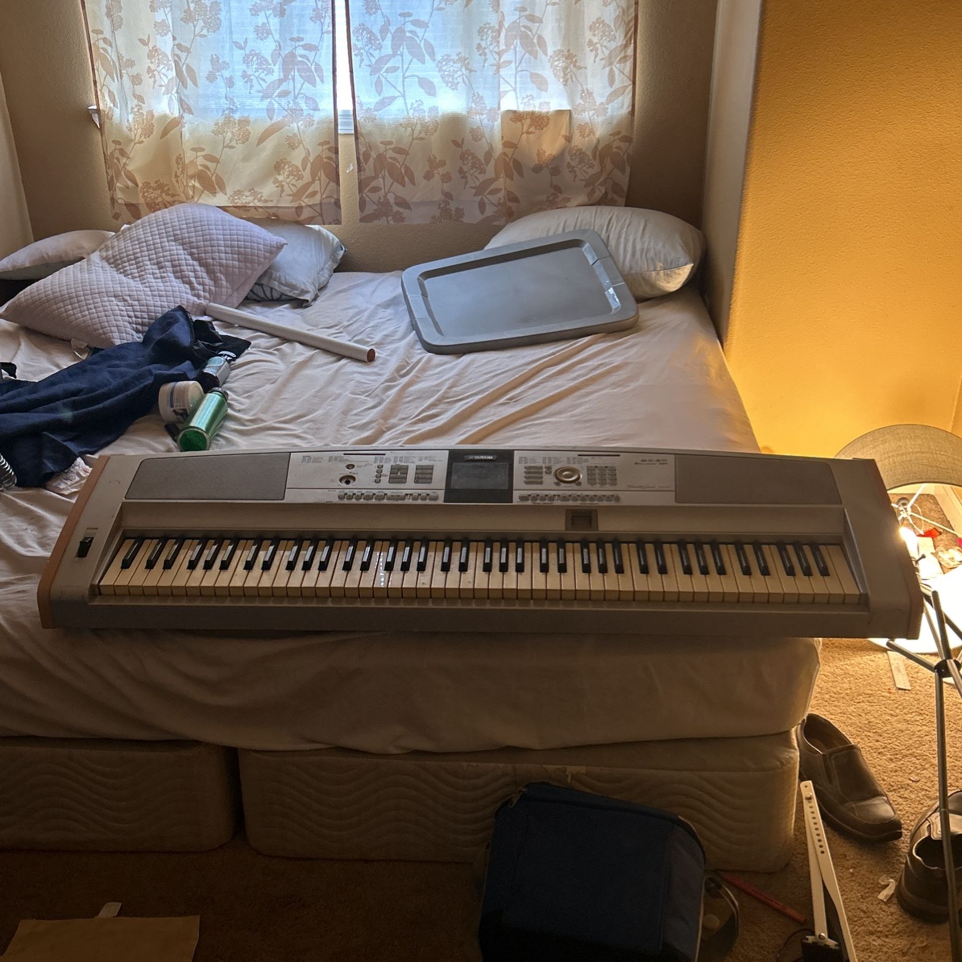 Yamaha Keyboard 