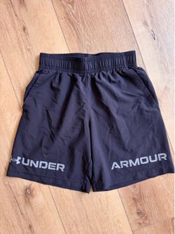 Underw Armour Shorts size S