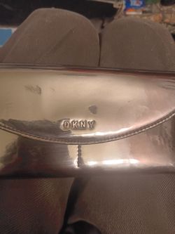 !! Women's Wallet by DKNY