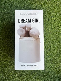 Beauty Creations Dream Girl 24 PC Brush Set