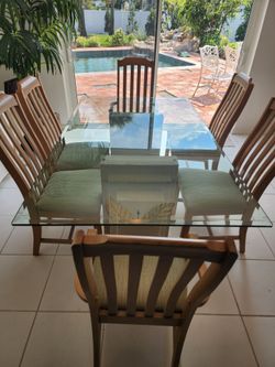 Dining set